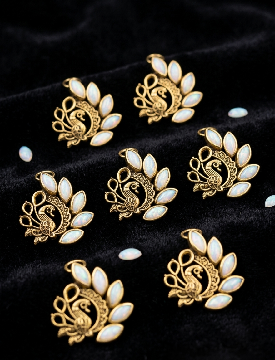 Sparkling Mayura Charm (6 pc)